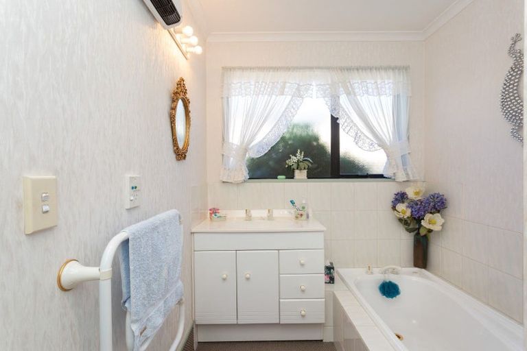 Photo of property in 8 Park Street, Mosgiel, 9024