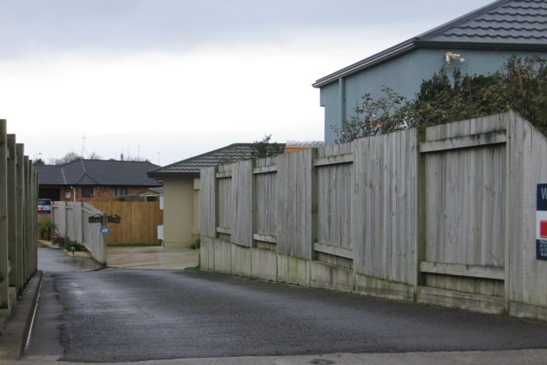 Photo of property in 29 Logan Way, Kelvin Grove, Palmerston North, 4414