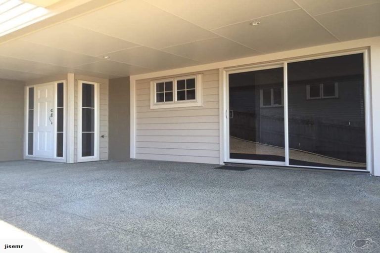 Photo of property in 11 Carlton Road, Pukekohe, 2120