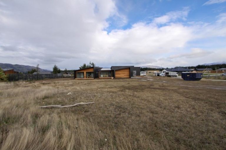 Photo of property in 15 Dingle Street, Lake Hawea, Wanaka, 9382