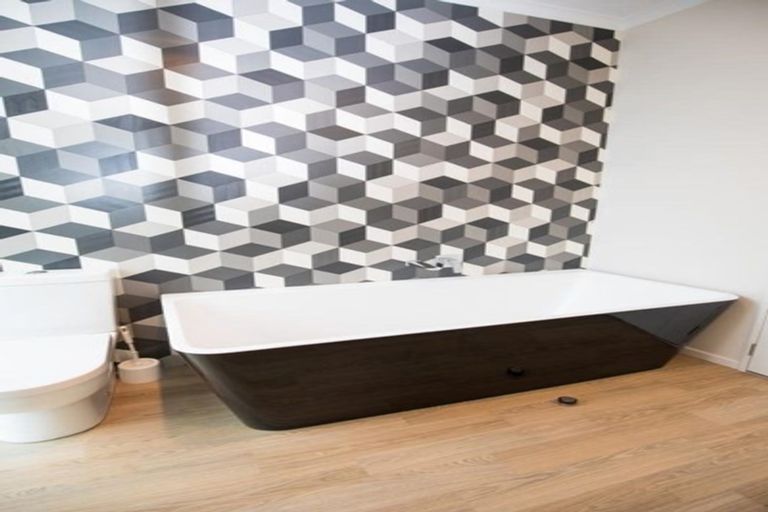 Photo of property in 12 Montecillo Lane, Mornington, Dunedin, 9011