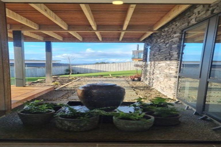 Photo of property in 137 Penruddock Rise, Westmorland, Christchurch, 8025