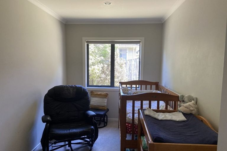 Photo of property in 138 George Street, Stokes Valley, Lower Hutt, 5019