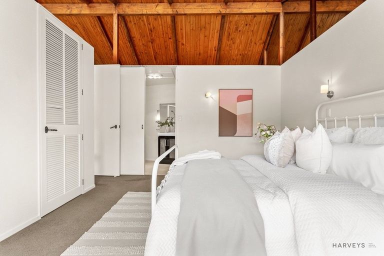 Photo of property in 24/16 Willerton Avenue, New Lynn, Auckland, 0600