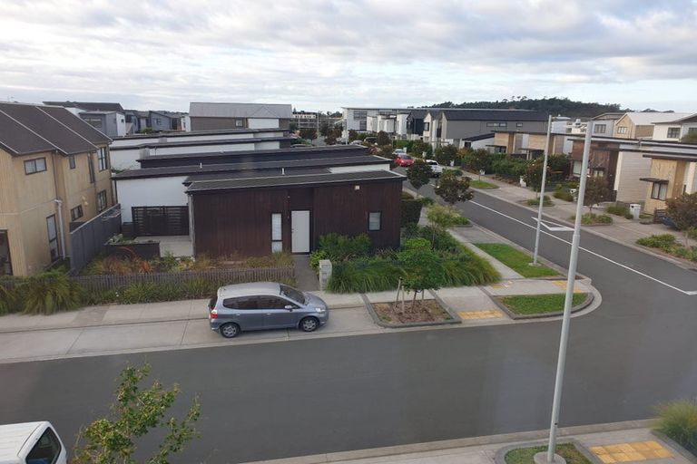 Photo of property in 5 Onekiritea Road, Hobsonville, Auckland, 0616