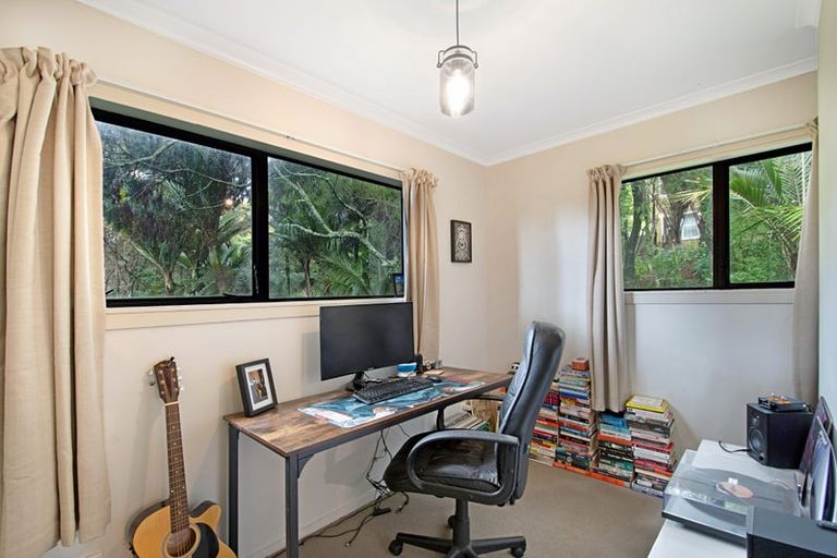 Photo of property in 169 Wairere Road, Waitakere, Henderson, 0782