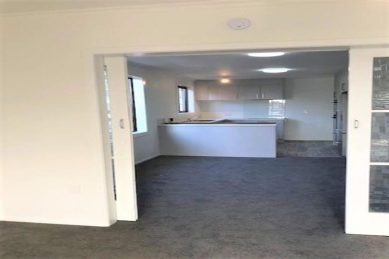 Photo of property in 3/13 Fillis Street, New Plymouth, 4310