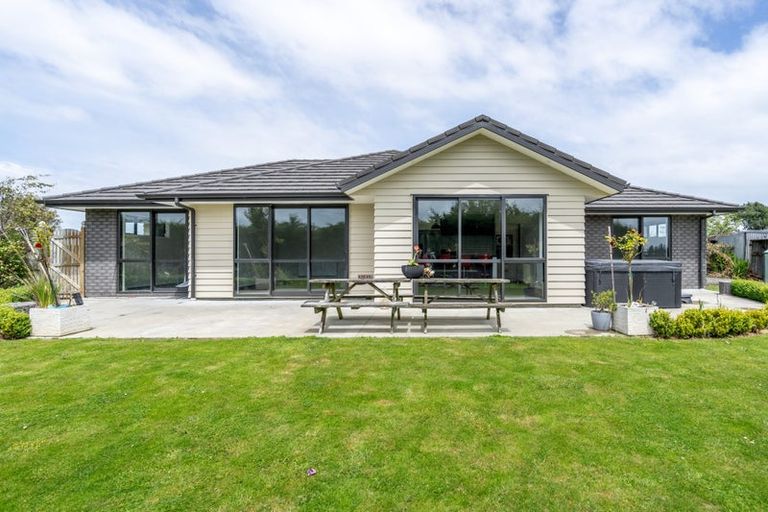 Photo of property in 237 Steel Road, Lorneville, Invercargill, 9874