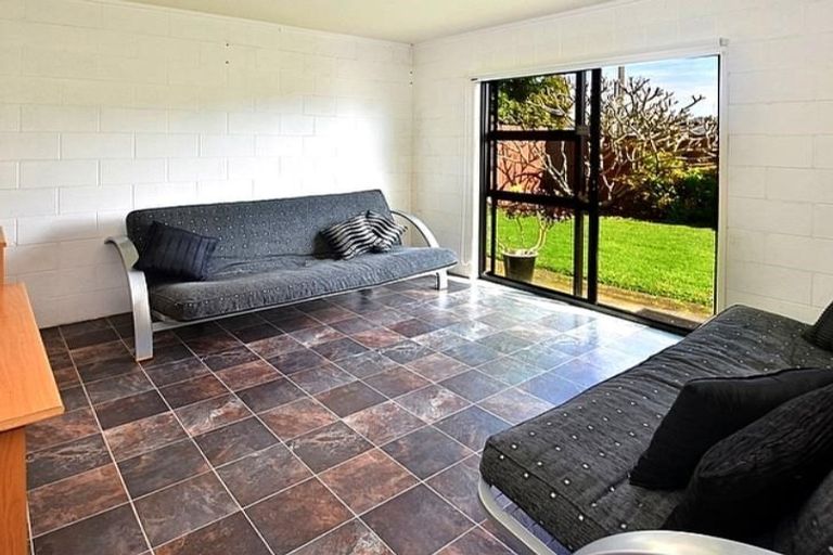 Photo of property in 54a The Circle, Manly, Whangaparaoa, 0930