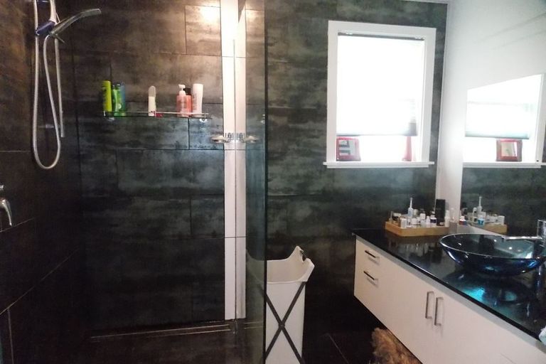 Photo of property in 3 Denbigh Place, Awapuni, Palmerston North, 4412