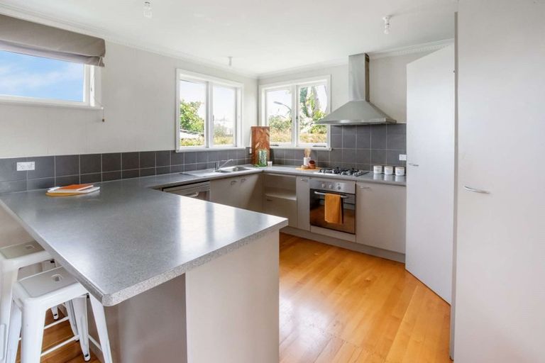 Photo of property in 64 Kingswood Road, Brookfield, Tauranga, 3110