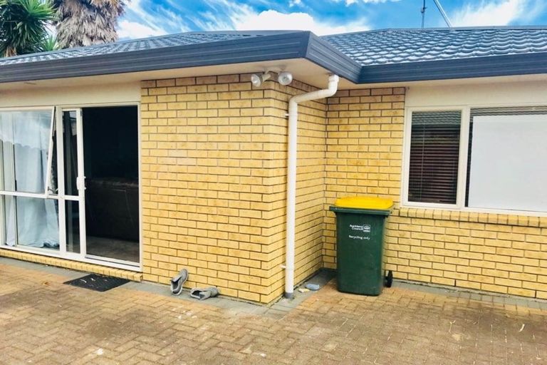 Photo of property in 90 Manuroa Road, Takanini, 2112