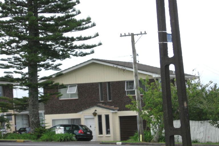 Photo of property in 1/28 Seaview Terrace, Mount Albert, Auckland, 1025