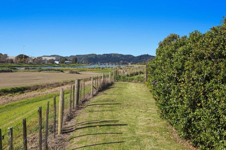 Photo of property in 153 Riverside Drive, Whakatane, 3120