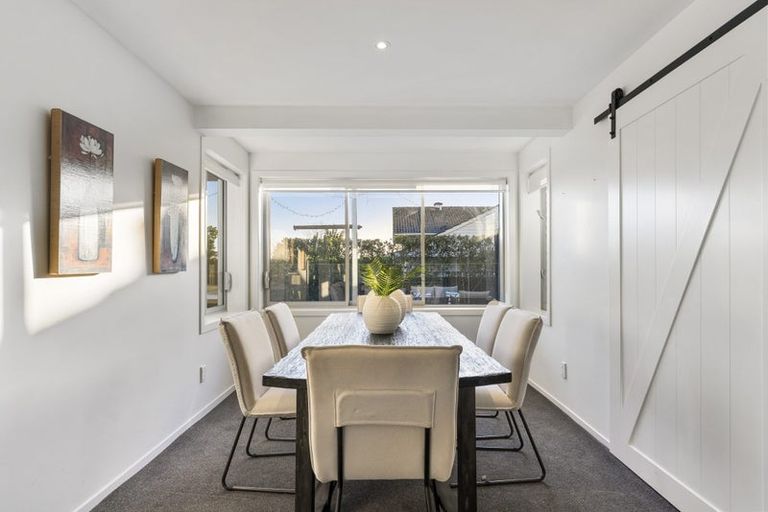 Photo of property in 14 The Anchorage, Sunnyhills, Auckland, 2010