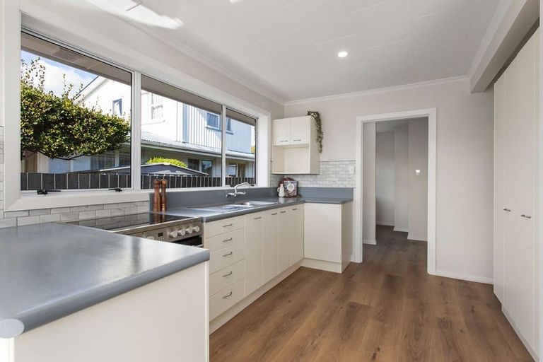 Photo of property in 34 Rollesby Street, Hoon Hay, Christchurch, 8025