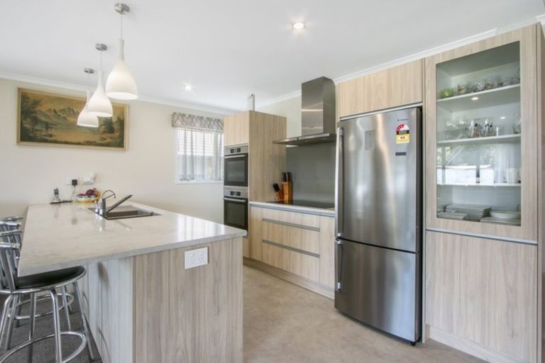 Photo of property in 8 Nolan Place, Katikati, 3129