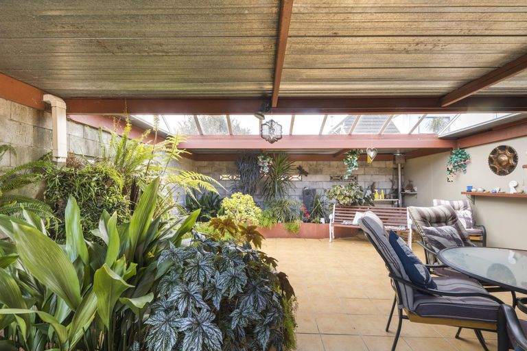 Photo of property in 402 Albert Street, Hokowhitu, Palmerston North, 4410