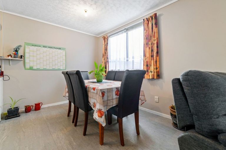 Photo of property in 18a Lloyd Drive, Nawton, Hamilton, 3200