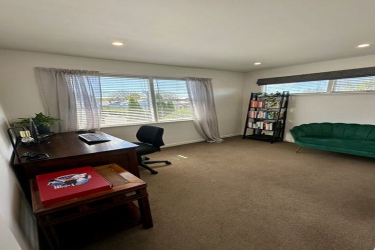 Photo of property in 1/58 Office Road, Merivale, Christchurch, 8014