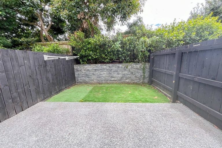 Photo of property in 49 Tima Lane, Mangere Bridge, Auckland, 2022