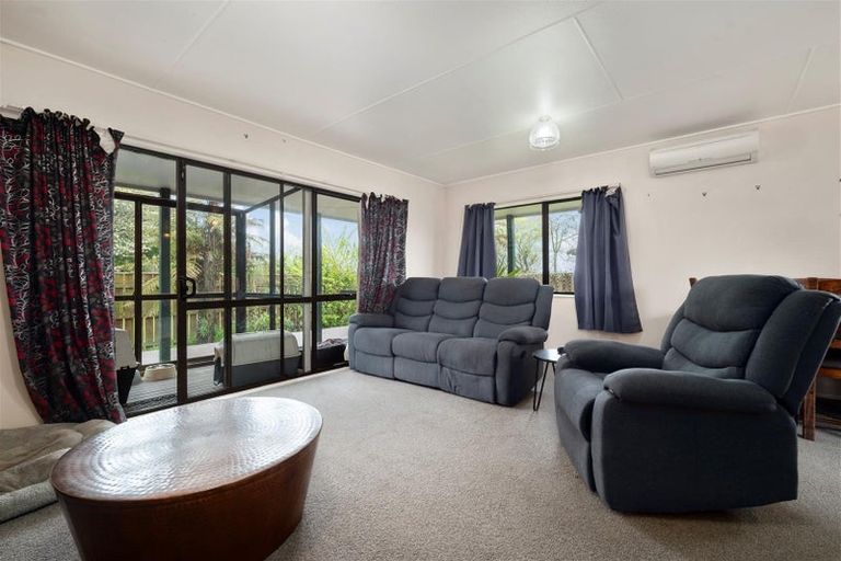 Photo of property in 43b Aquarius Drive, Kawaha Point, Rotorua, 3010