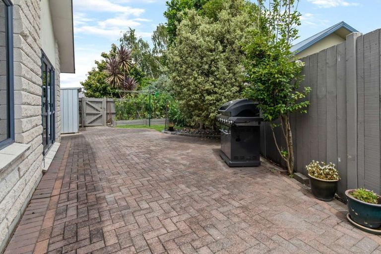 Photo of property in 50 Diomede Glade, Flagstaff, Hamilton, 3210