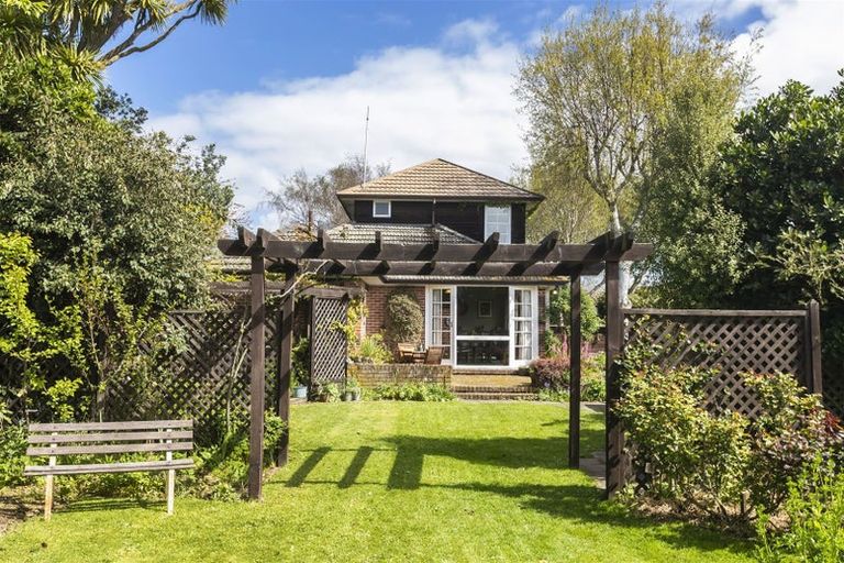 Photo of property in 407 Halswell Road, Halswell, Christchurch, 8025