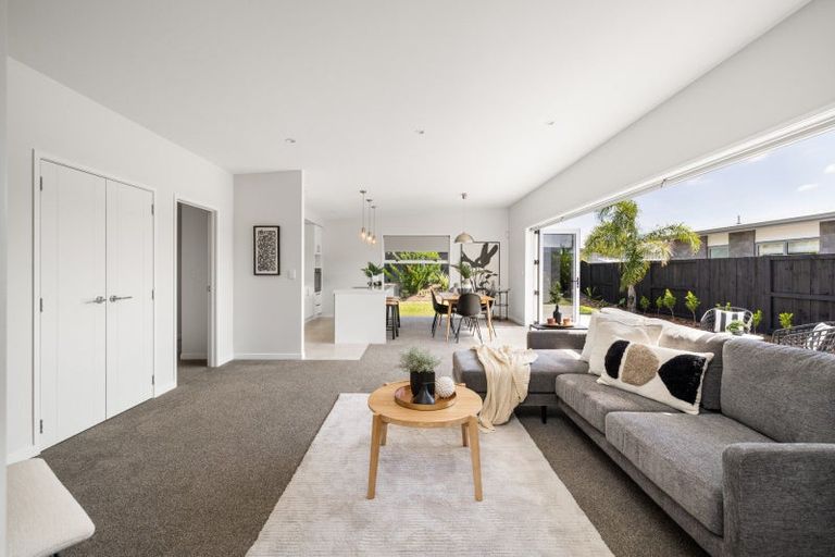 Photo of property in 80 Puhirake Crescent, Pyes Pa, Tauranga, 3112