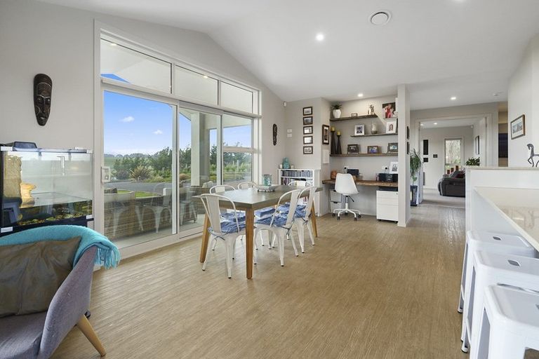 Photo of property in 58 Beechwood Road, Feilding, 4779