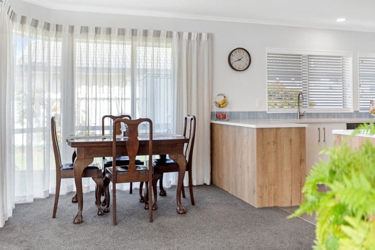 Photo of property in 2/492 Otumoetai Road, Otumoetai, Tauranga, 3110