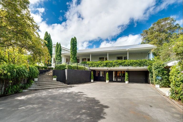 Photo of property in 121 Lane Road, Havelock North, 4130