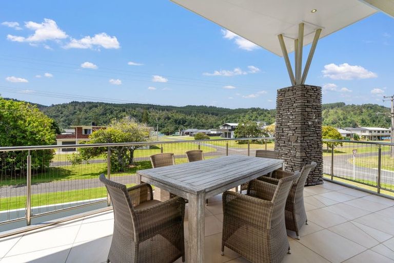 Photo of property in 401 Harbour View Road, Whangamata, 3620