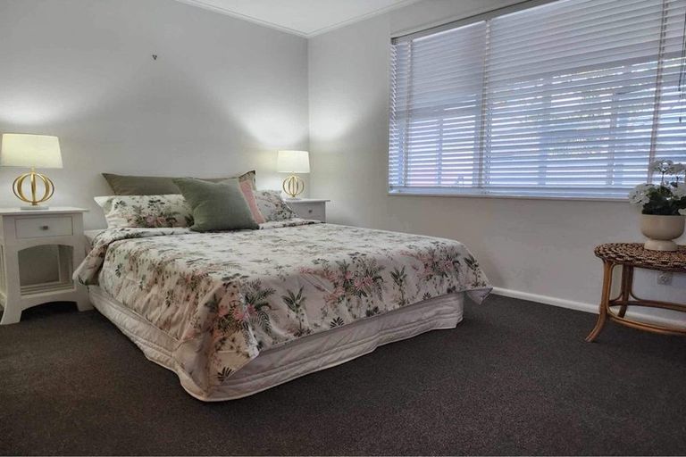 Photo of property in 2 Dellow Place, Spreydon, Christchurch, 8024