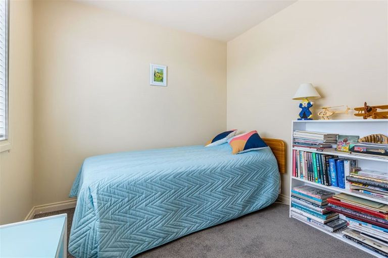 Photo of property in 4 View Ridge Drive, Ranui, Auckland, 0612