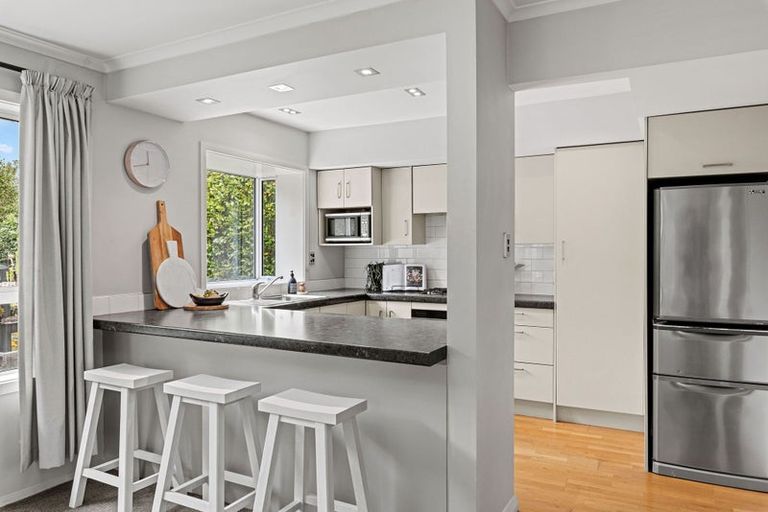 Photo of property in 35 Sabys Road, Halswell, Christchurch, 8025