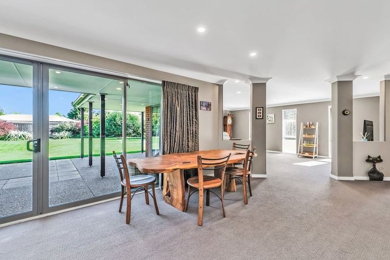 Photo of property in 4 Perrin Place, Darfield, 7510