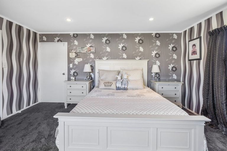 Photo of property in 8 Takahe Place, Matua, Tauranga, 3110