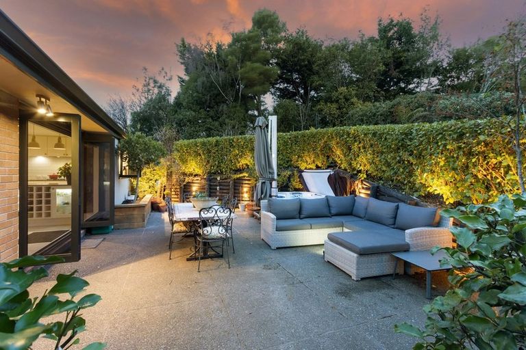 Photo of property in 3 Hyland Brae, Governors Bay, 8971