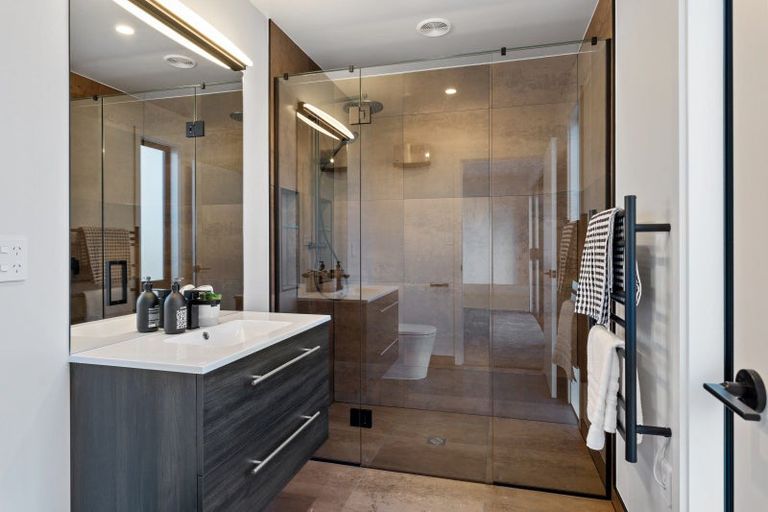 Photo of property in 21 Brooklands Street, Burwood, Christchurch, 8083