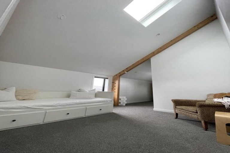 Photo of property in 14a Middleton Road, Johnsonville, Wellington, 6037