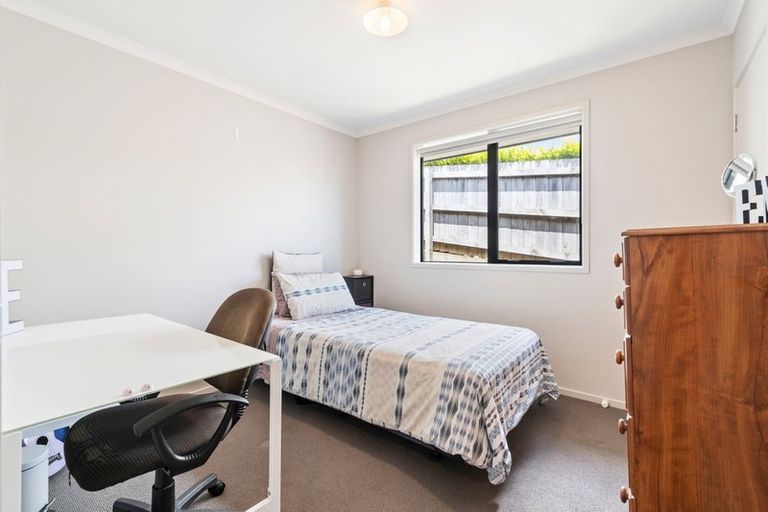 Photo of property in 26 Tokerau Crescent, Pukekohe, 2120