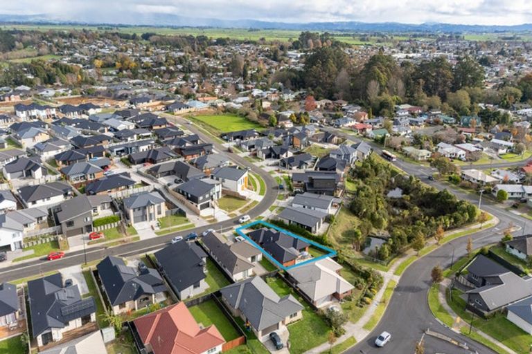 Photo of property in 14 Te Tiireke Drive, Glenview, Hamilton, 3206