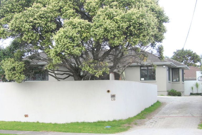 Photo of property in 120 Valley Road, Mount Maunganui, 3116