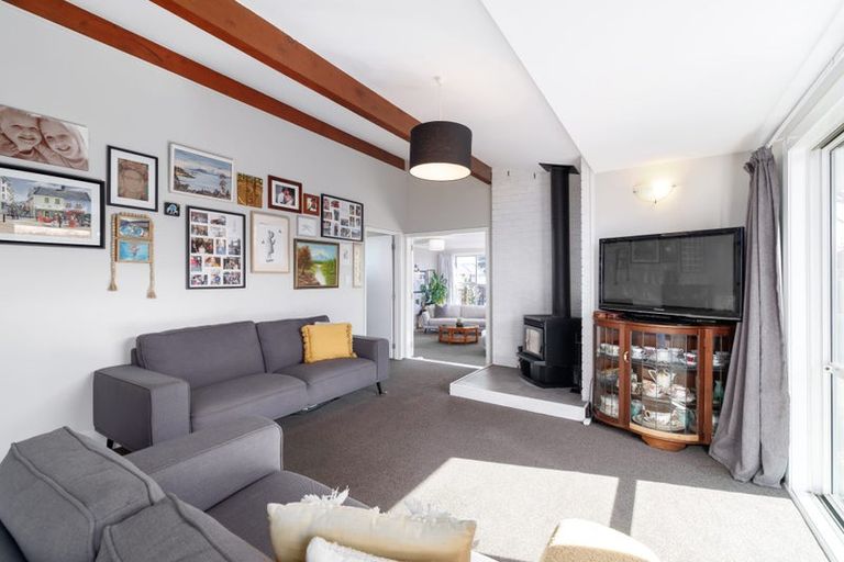 Photo of property in 146 Grimseys Road, Redwood, Christchurch, 8051