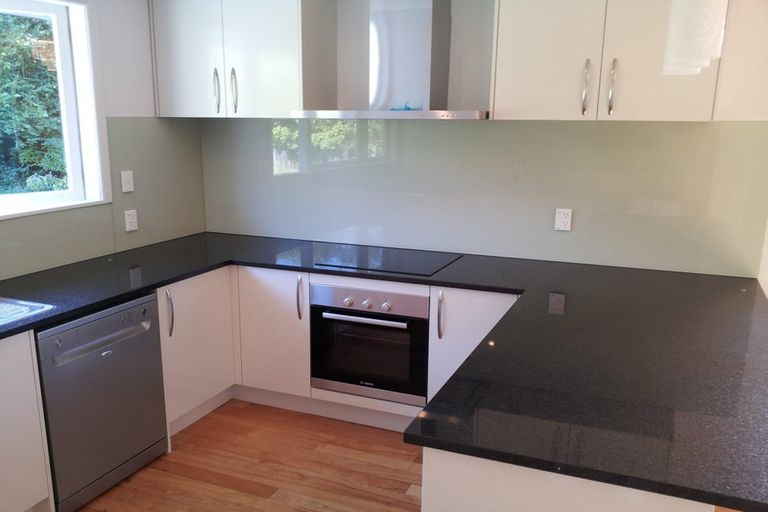 Photo of property in 67 Eskdale Road, Birkdale, Auckland, 0626