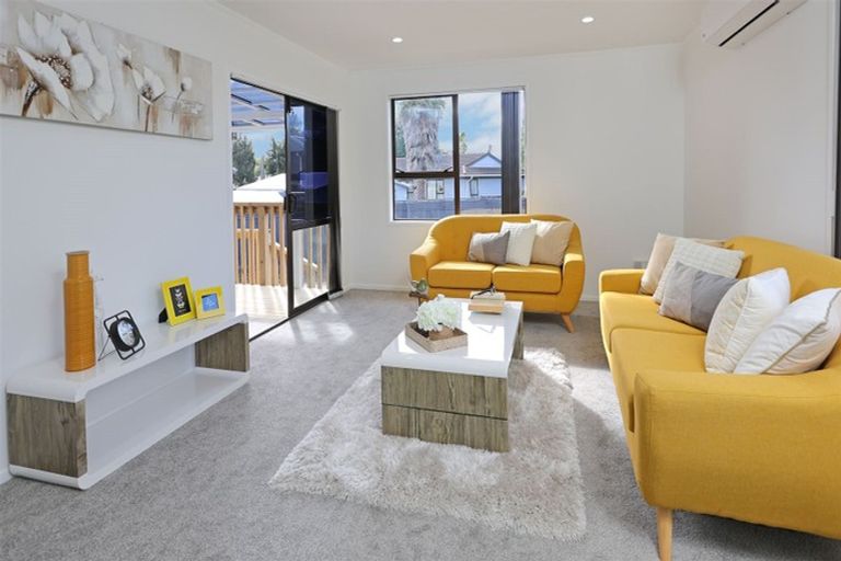 Photo of property in 93 Brunner Road, Glen Eden, Auckland, 0602