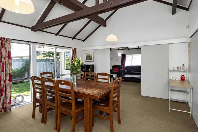 Photo of property in 29-31 Kingsley Drive, Flaxmere, Hastings, 4120