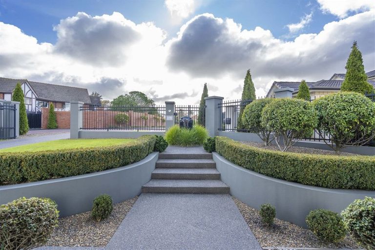 Photo of property in 26 Bluefin Way, West Harbour, Auckland, 0618