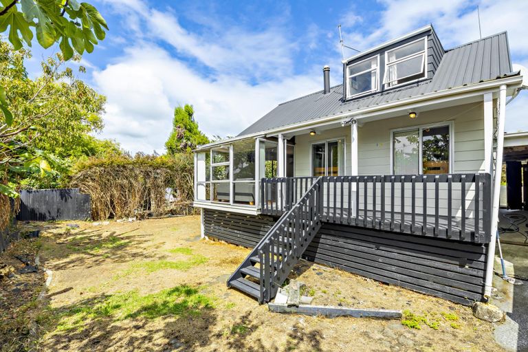 Photo of property in 17b Tawa Crescent, Manurewa, Auckland, 2102